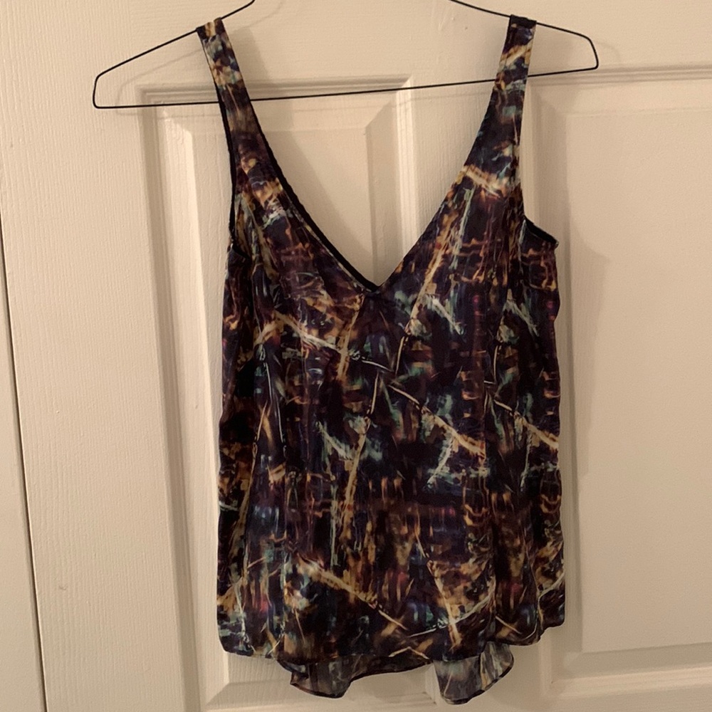 Theysken’s theory silk top- size P